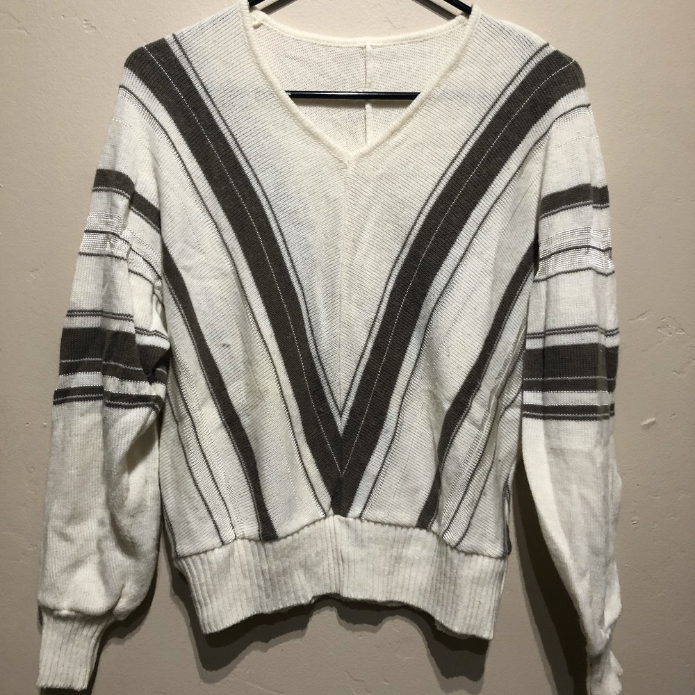 V neck Sweater